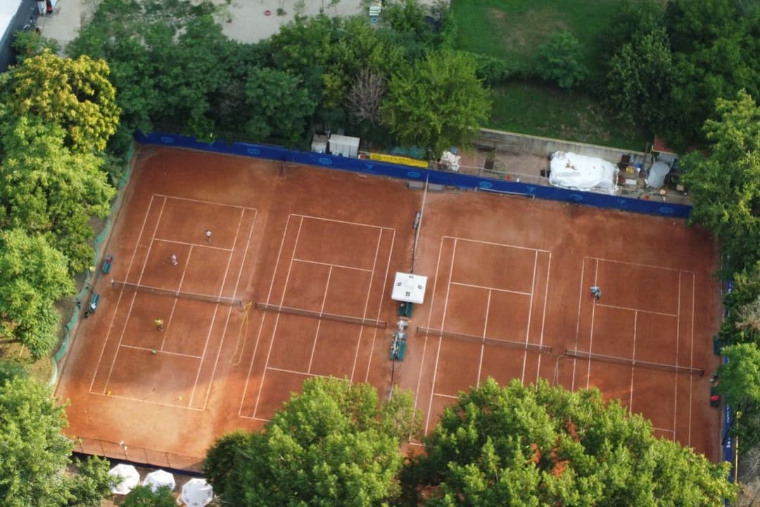 Tenis Club Image