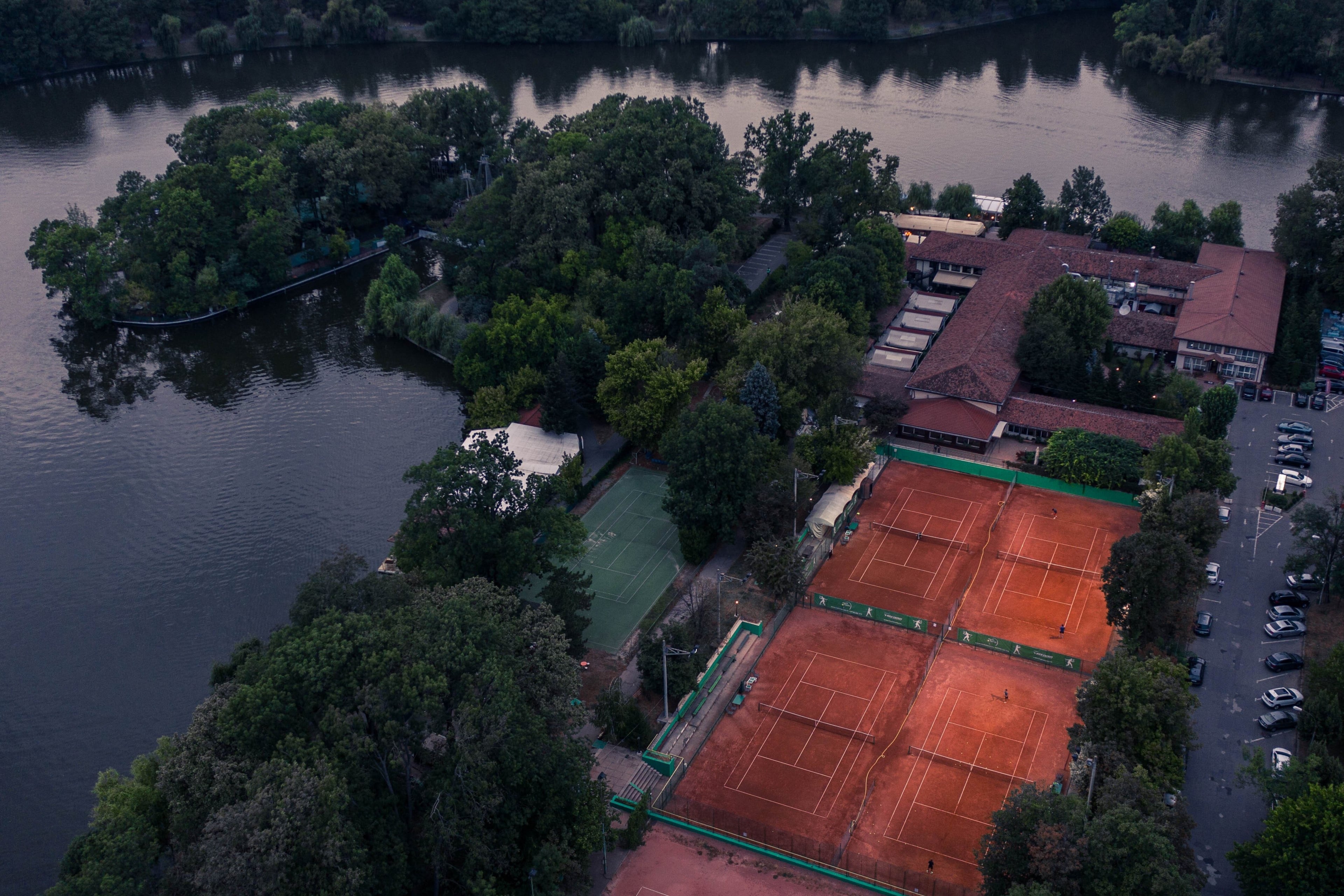North Tennis Image