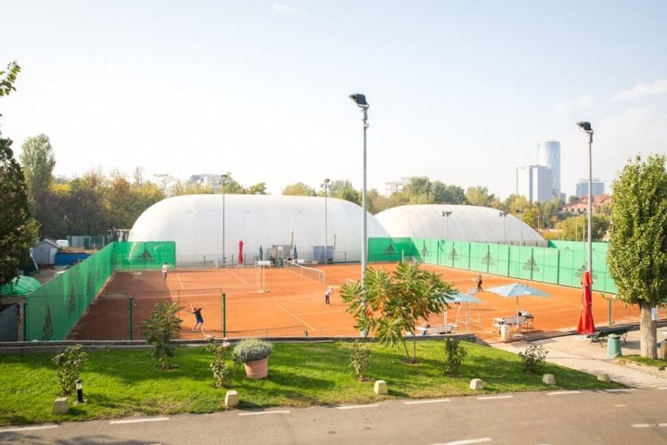 Pescariu Sports and Spa Tenis Club Bucuresti - Bucuresti - facilități și terenuri sportive